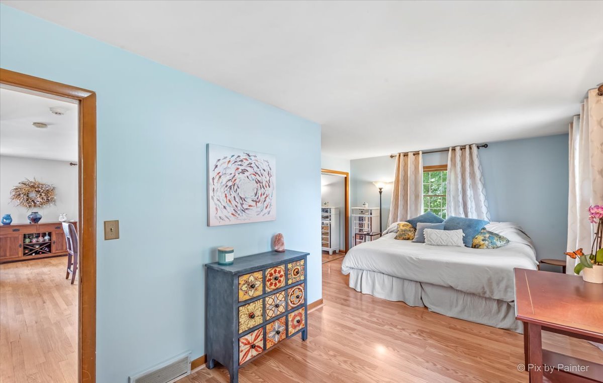 400 Castle Road McHenry, IL 60051 - Photo 12 of 66 Gallery Image 12
