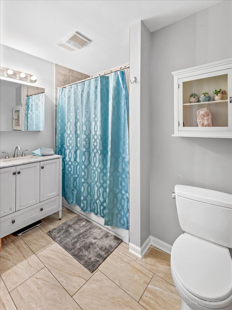 400 Castle Road McHenry, IL 60051 - Photo 16 of 66 Gallery Image 16