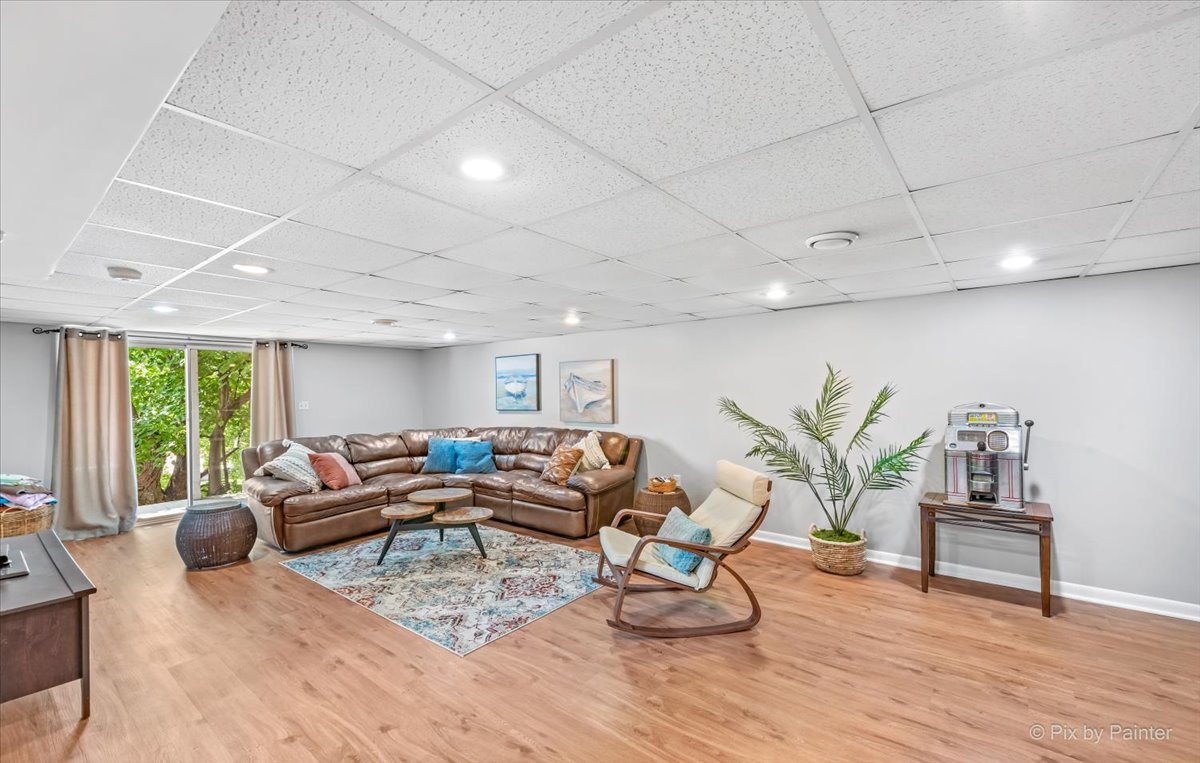 400 Castle Road McHenry, IL 60051 - Photo 18 of 66 Gallery Image 18