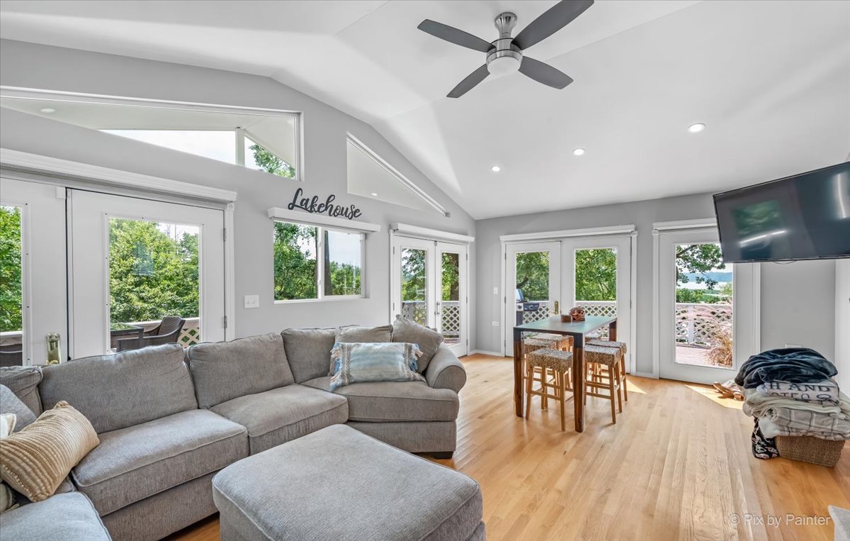 400 Castle Road McHenry, IL 60051 - Photo 25 of 66 Gallery Image 25