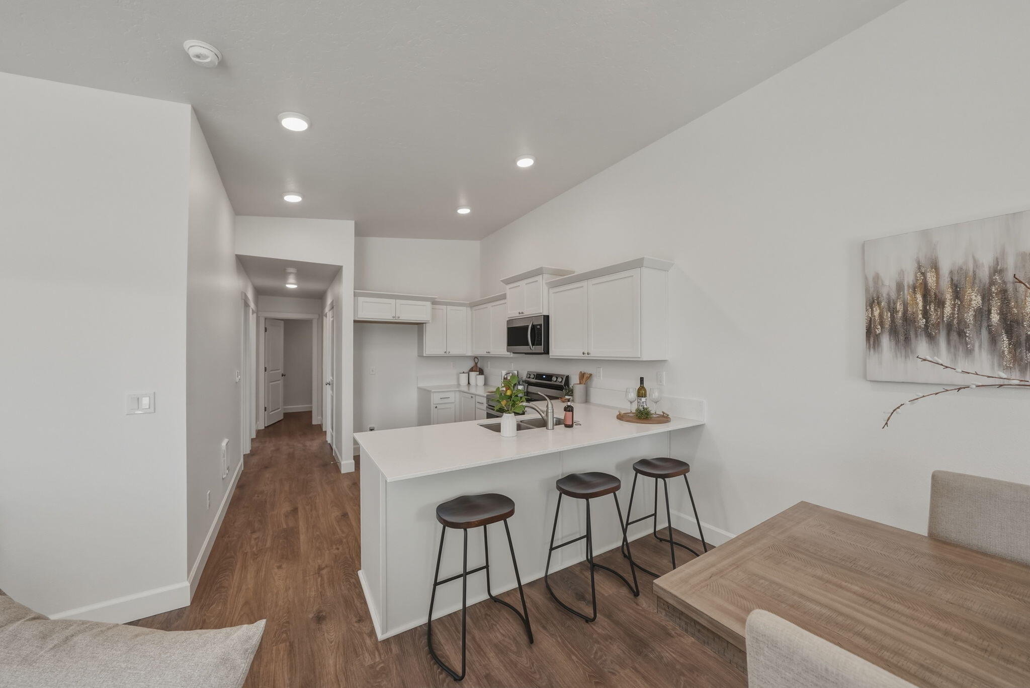 4115 Southwest Obsidian Place, Unit 156 Redmond, OR 97756 - Photo 6 of 24 Kitchen