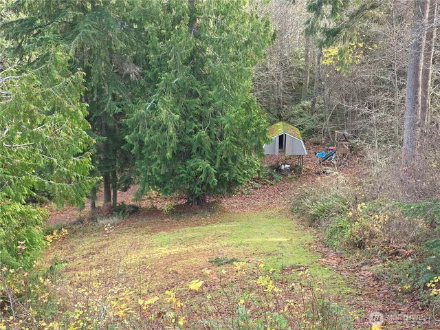 $2,995 | 833 North W Camano Drive, Camano Island, WA 98282