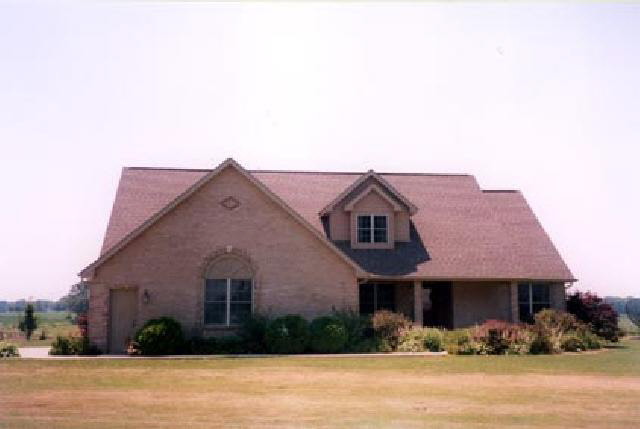 10661 West Division Road Yorktown, IN 47396 - Photo 1 of 7 Gallery Image 1