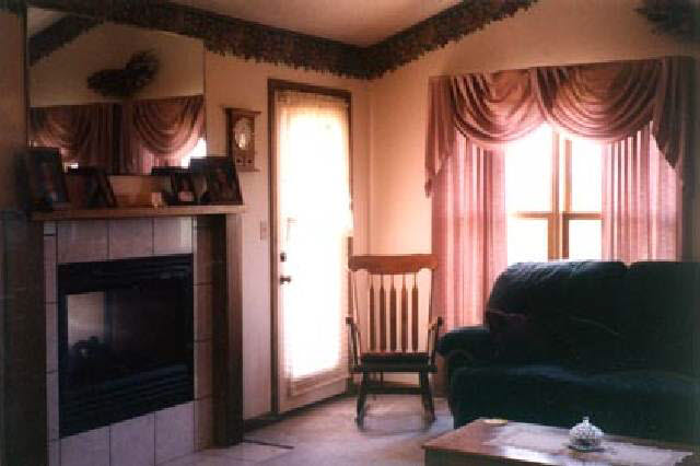 10661 West Division Road Yorktown, IN 47396 - Photo 4 of 7 Gallery Image 4