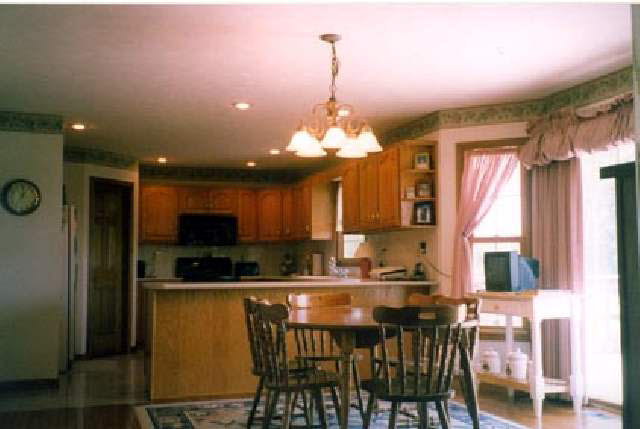10661 West Division Road Yorktown, IN 47396 - Photo 6 of 7 Gallery Image 6