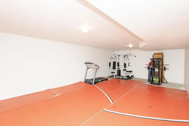 $694,000 | 10100 Maple Lane, Detroit Lakes, MN 56501