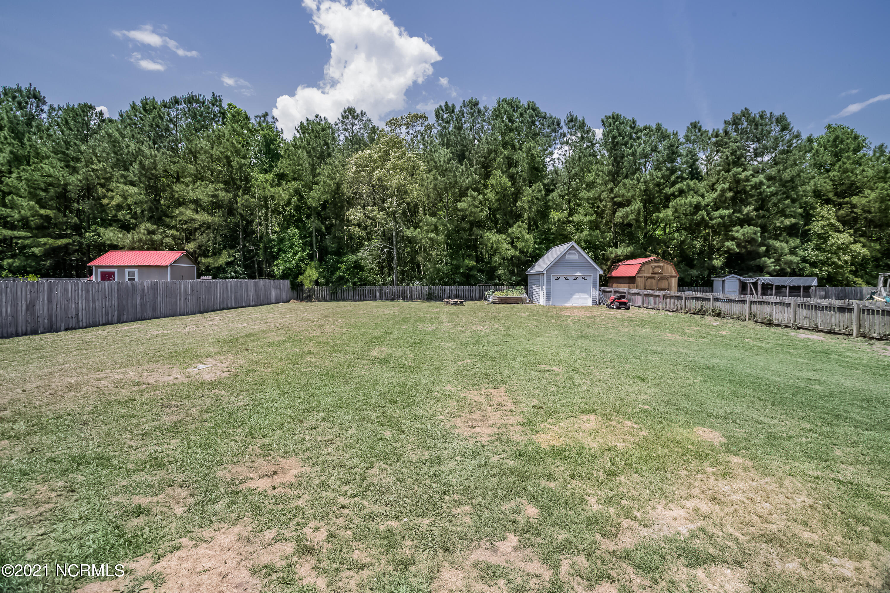 168 Hadnot Farm Road Swansboro, NC 28584 - Photo 32 of 34 32REAR