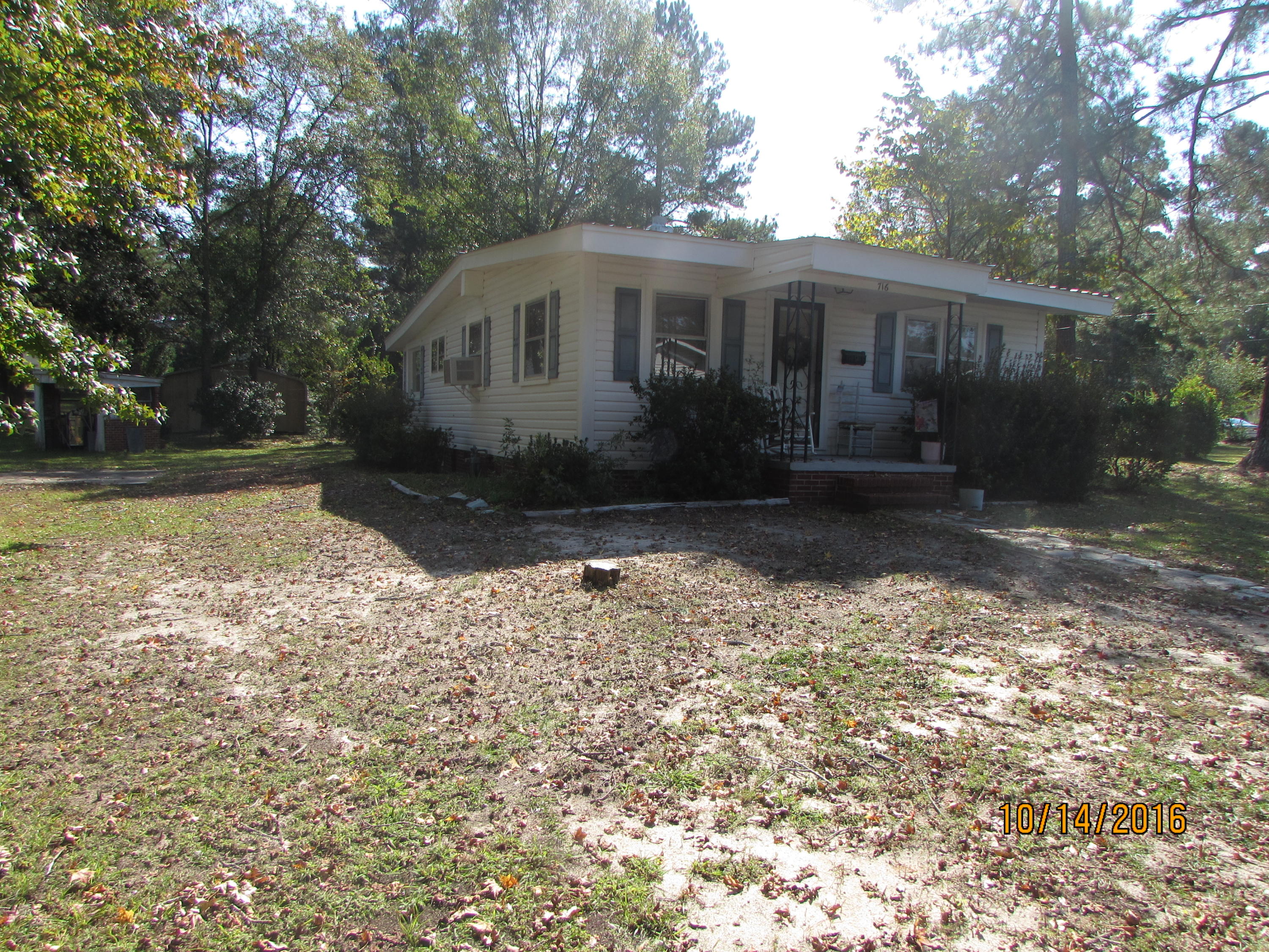 716 Deweese Avenue Rockingham, NC 28379 - Photo 3 of 37 IMG_4194
