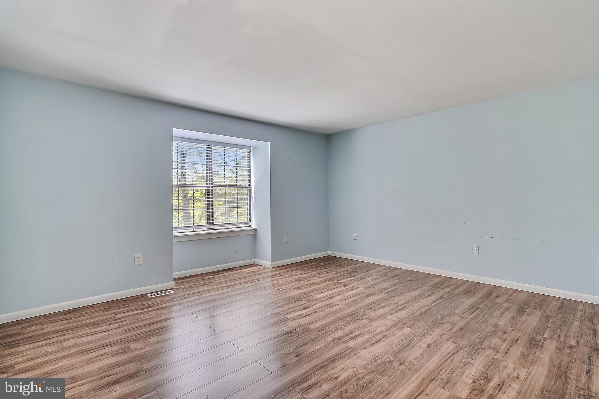345 Woodland Road Pasadena, MD 21122 - Photo 15 of 37