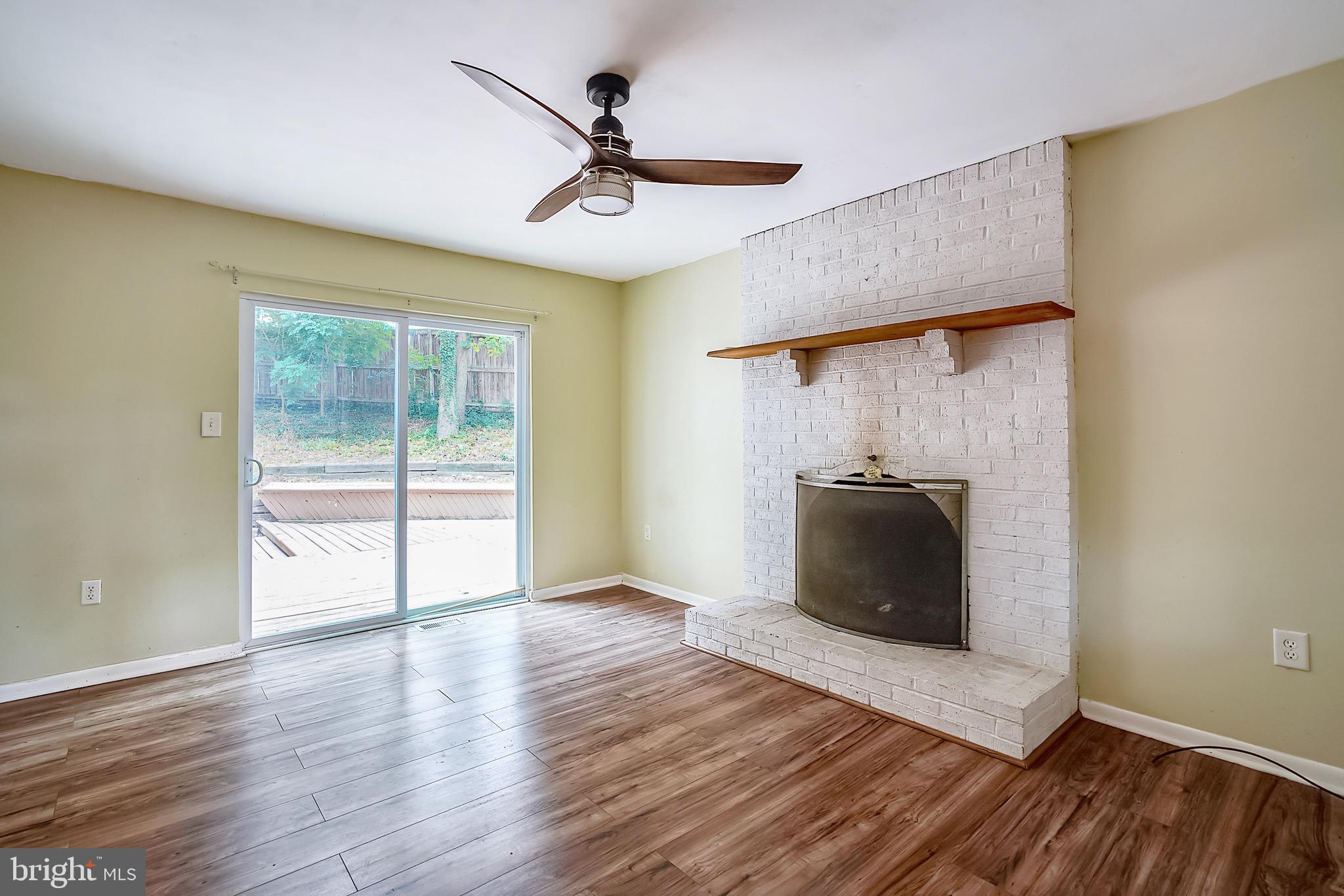 345 Woodland Road Pasadena, MD 21122 - Photo 7 of 37