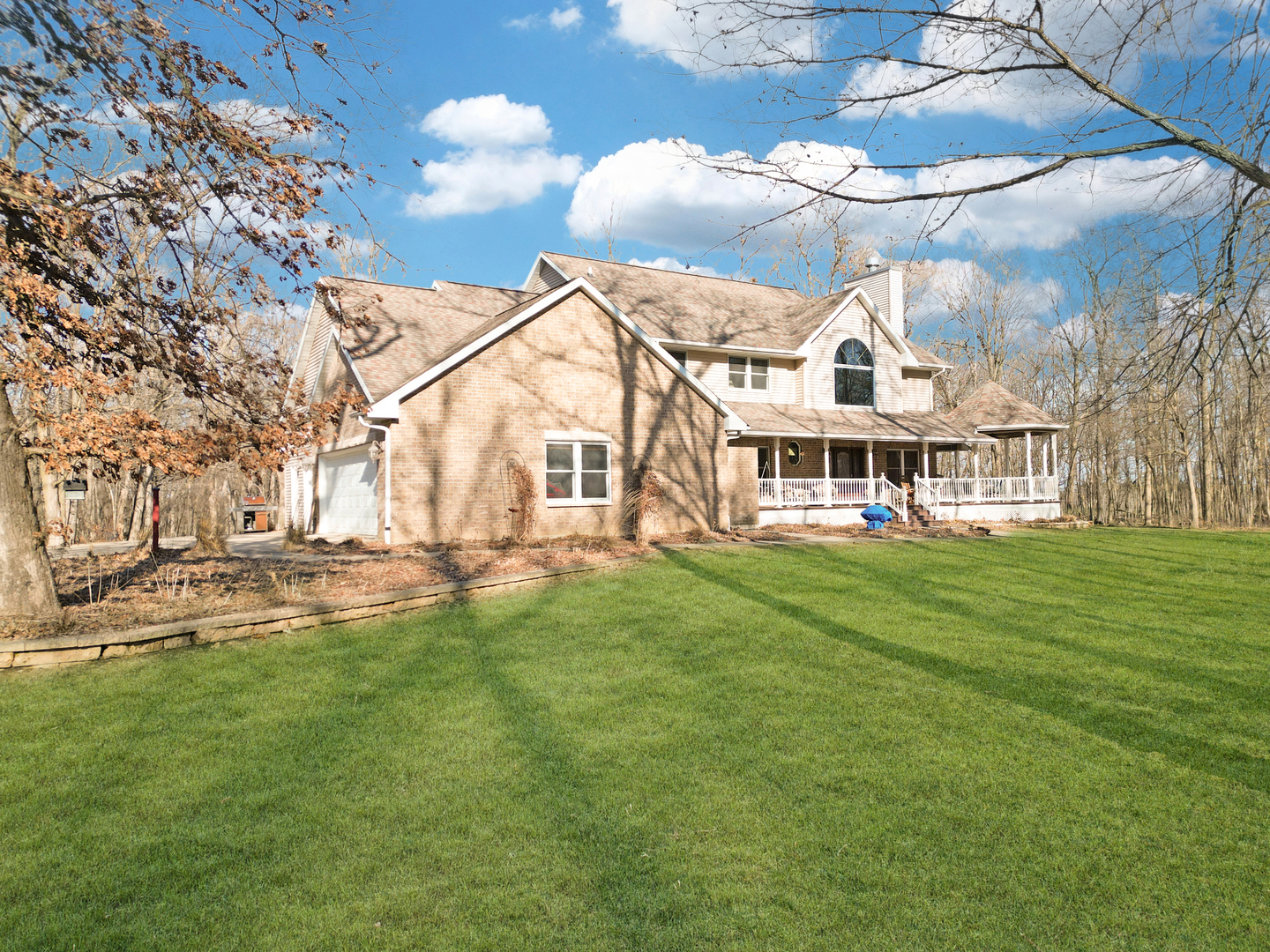 11307 Timber Lane Lena, IL 61048 - Photo 1 of 82