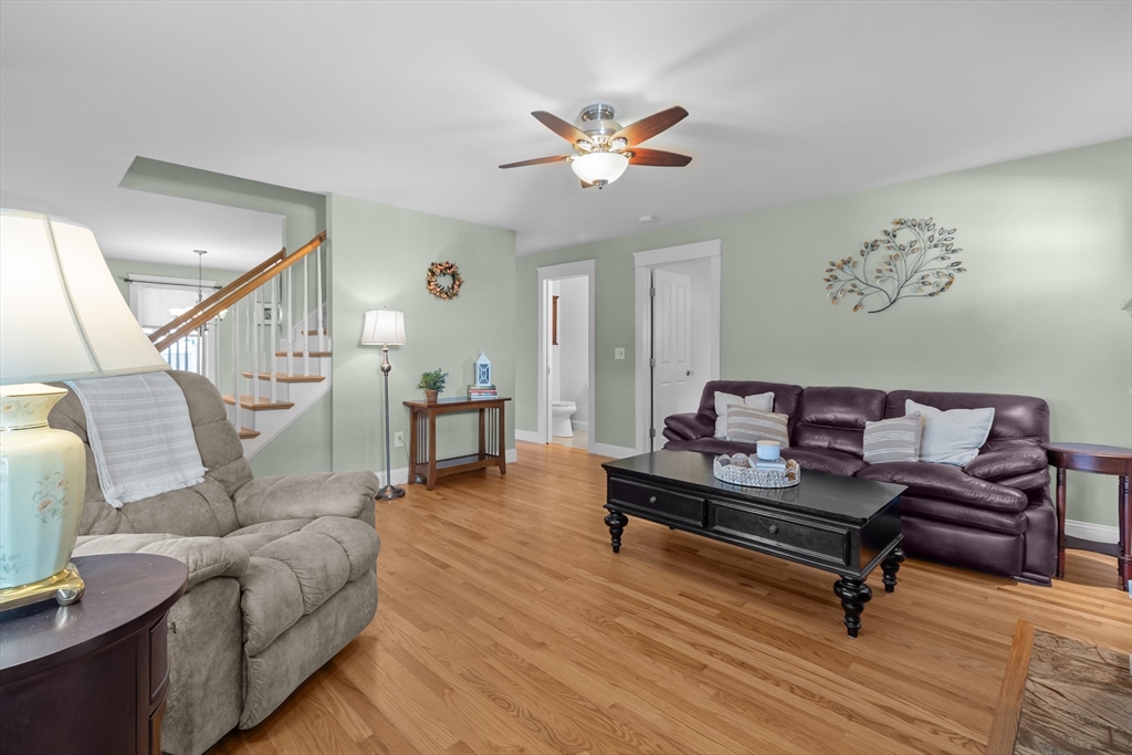 139 Durfee Road Tiverton, RI 02878 - Photo 14 of 36 Gallery Image 14
