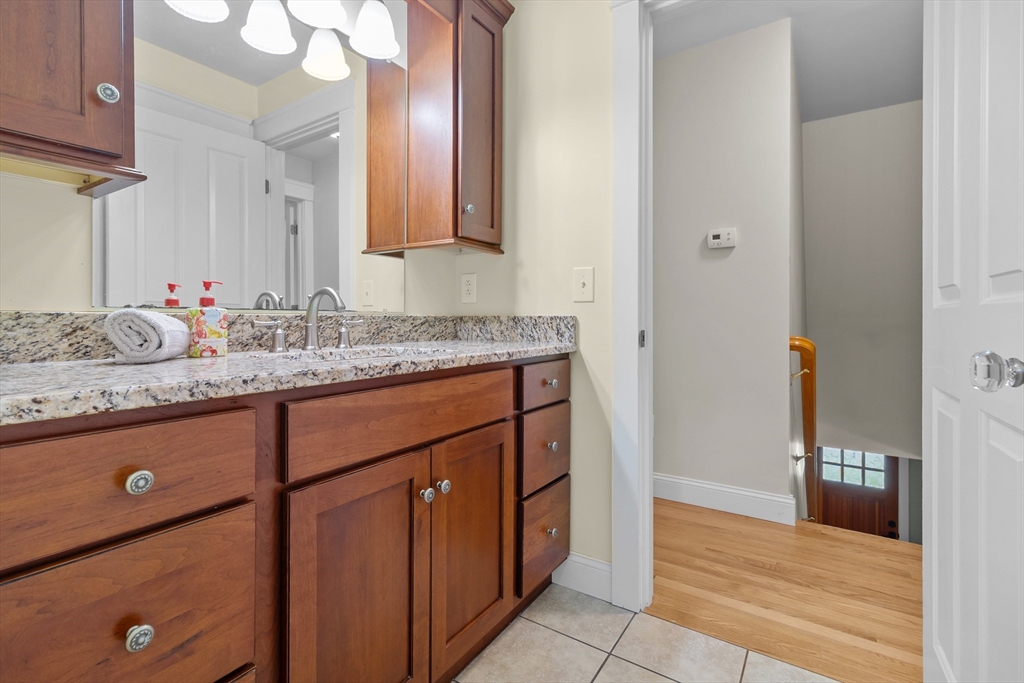 139 Durfee Road Tiverton, RI 02878 - Photo 23 of 36 Gallery Image 23