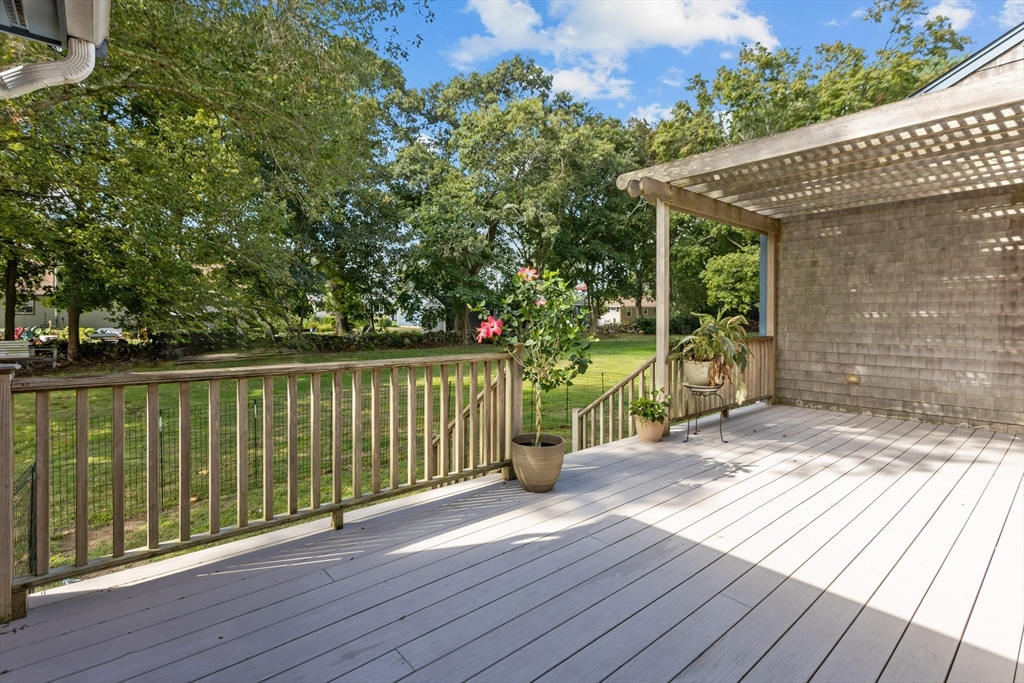 139 Durfee Road Tiverton, RI 02878 - Photo 30 of 36 Gallery Image 30