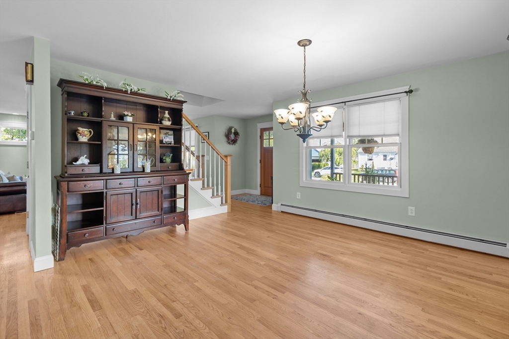 139 Durfee Road Tiverton, RI 02878 - Photo 10 of 36 Gallery Image 10