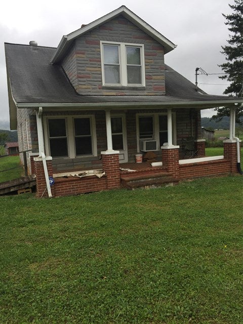 8723 New Garden Road Honaker, VA 24260 - Photo 1 of 1 Gallery Image 1