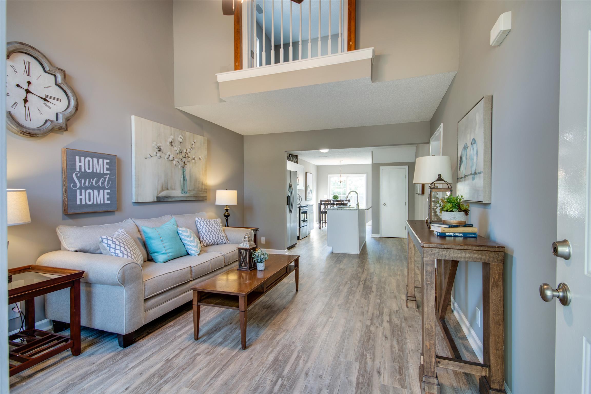 1508 Rochester Drive Murfreesboro, TN 37130 - Photo 1 of 21 Looking for a WOW Factor?