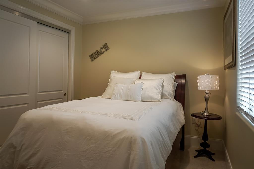 3035 Riomar Street Fort Lauderdale, FL 33304 - Photo 16 of 27 Photo 16