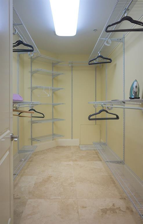 3035 Riomar Street Fort Lauderdale, FL 33304 - Photo 21 of 27 Photo 21