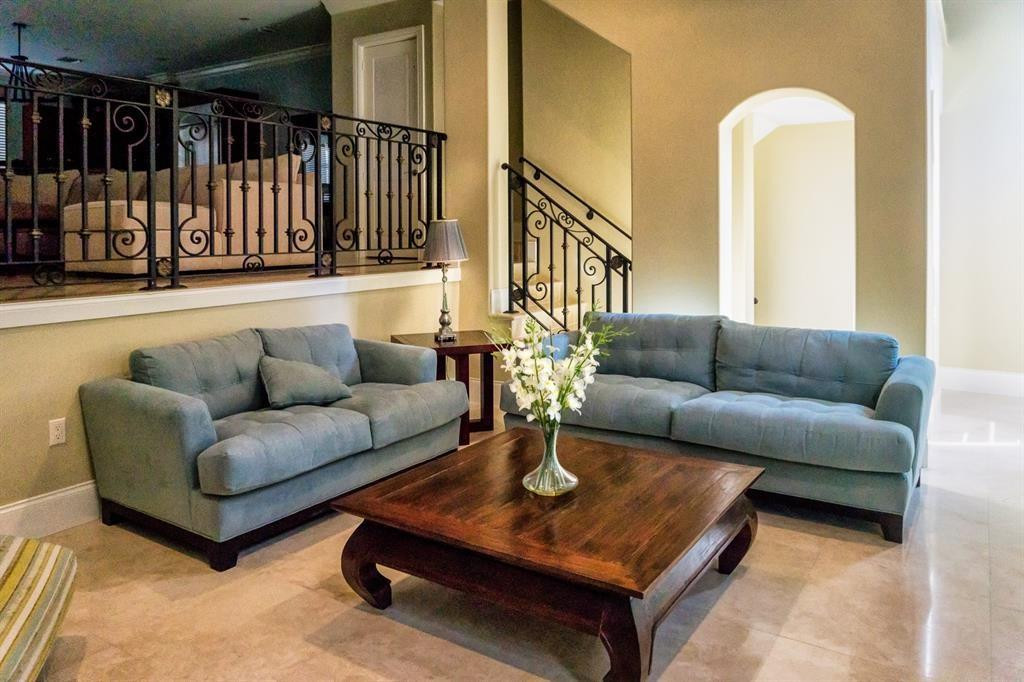 3035 Riomar Street Fort Lauderdale, FL 33304 - Photo 8 of 27 Photo 8