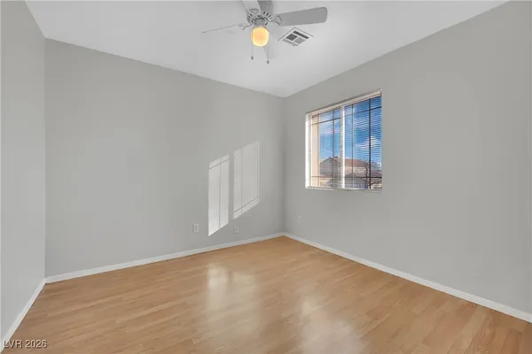 $2,100 | 6330 Cascade Run Avenue, Las Vegas, NV 89142