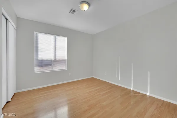 $2,100 | 6330 Cascade Run Avenue, Las Vegas, NV 89142