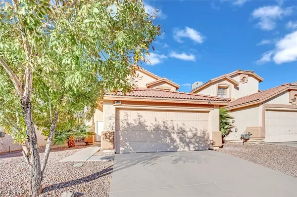 $2,100 | 6330 Cascade Run Avenue, Las Vegas, NV 89142