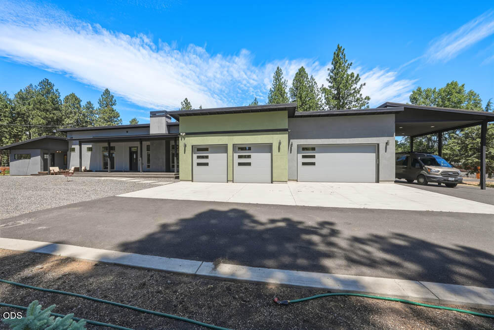 59981 Cheyenne Road Bend, OR 97702 - Photo 4 of 59