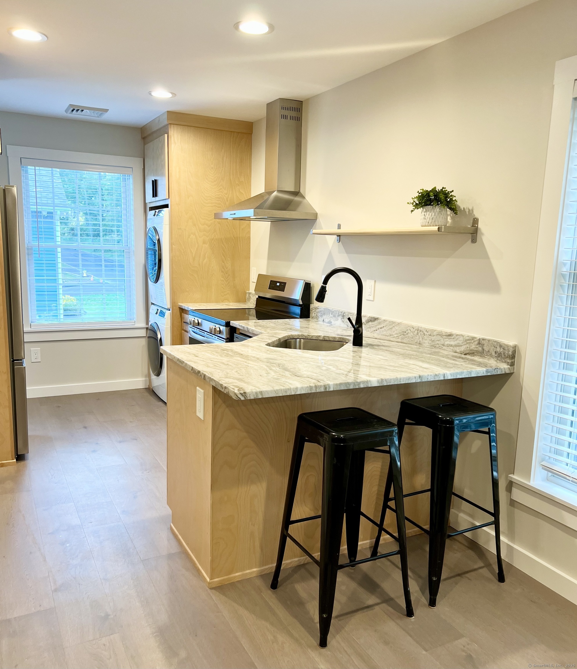 179 Butternut Street, Unit F Middletown, CT 06457 - Photo 11 of 40