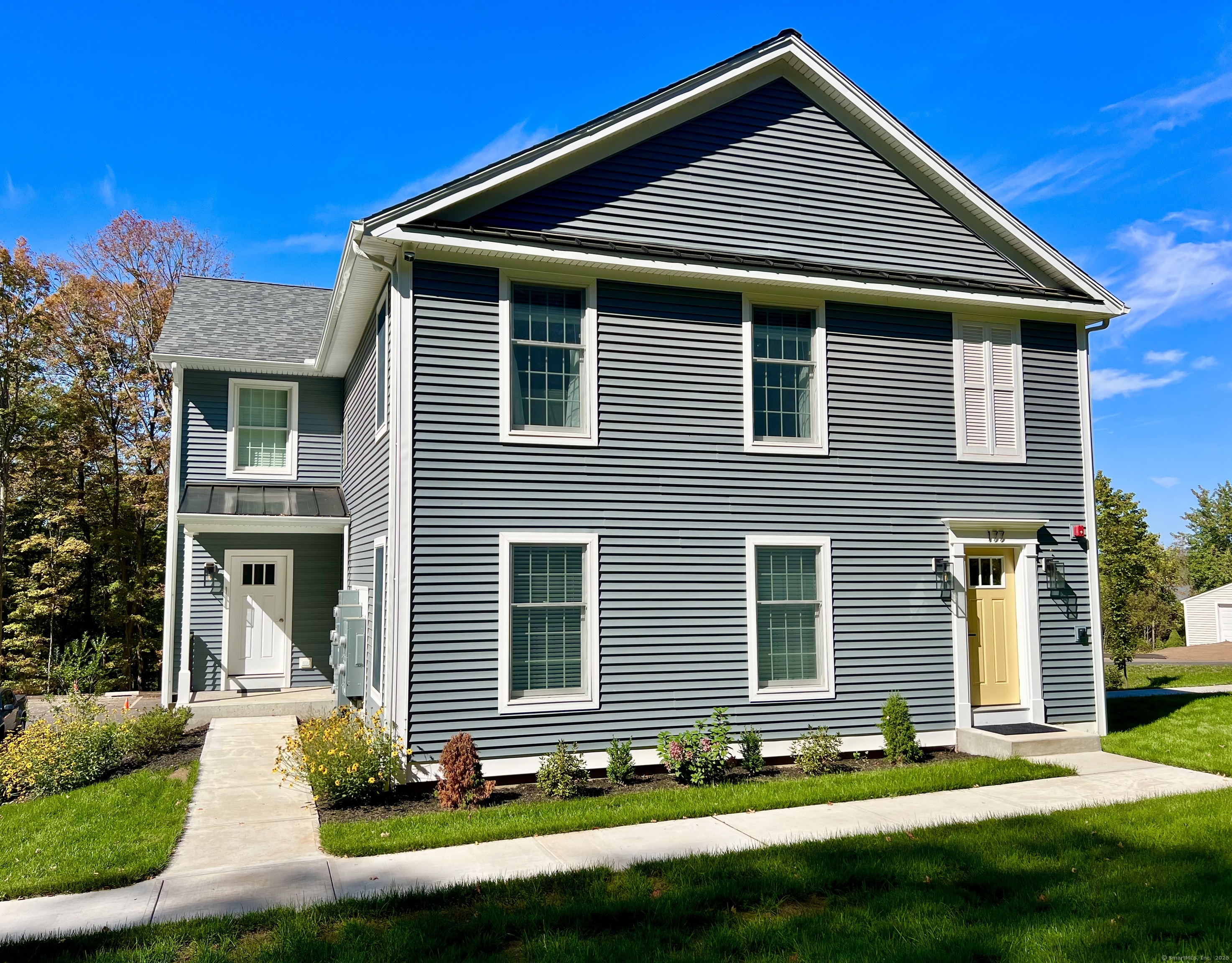 179 Butternut Street, Unit F Middletown, CT 06457 - Photo 3 of 40