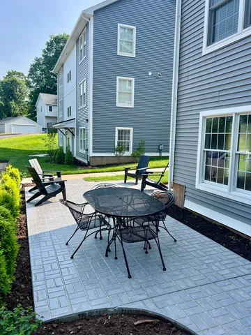 $1,950 | 179 Butternut Street, Unit F, Middletown, CT 06457