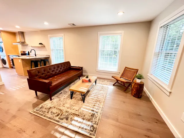 $1,950 | 179 Butternut Street, Unit F, Middletown, CT 06457