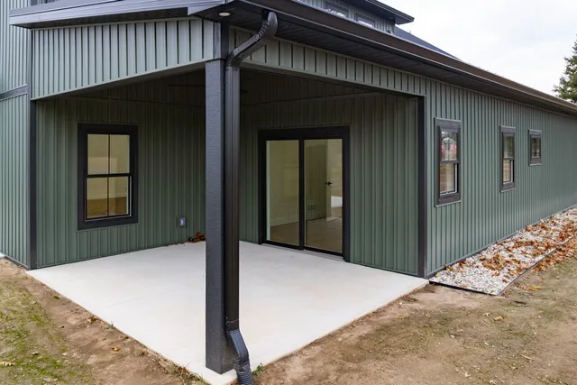 $699,900 | 6952 East E Avenue, Richland, MI 49083