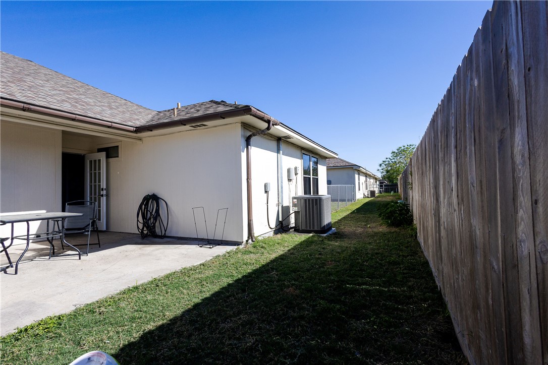 2839 Mckinzie Road, Unit 4 Corpus Christi, TX 78410 - Photo 22 of 23