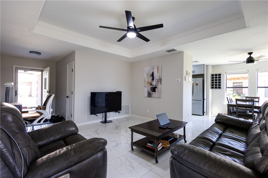 2839 Mckinzie Road, Unit 4 Corpus Christi, TX 78410 - Photo 5 of 23