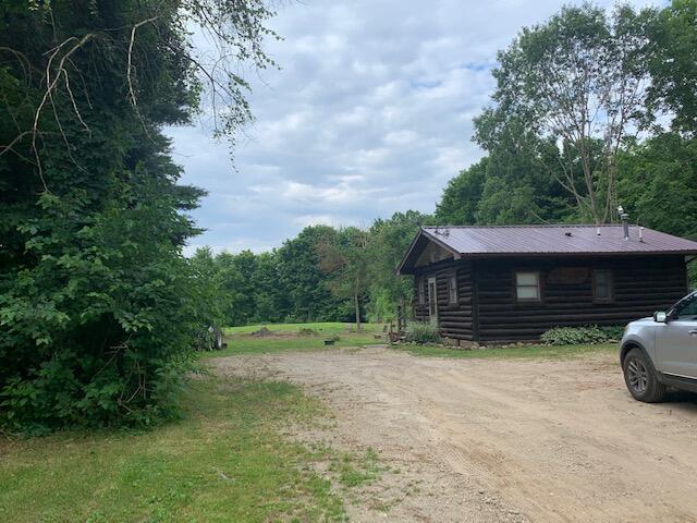 2727 West Camden Road Camden, MI 49232 - Photo 2 of 14 IMG_5536