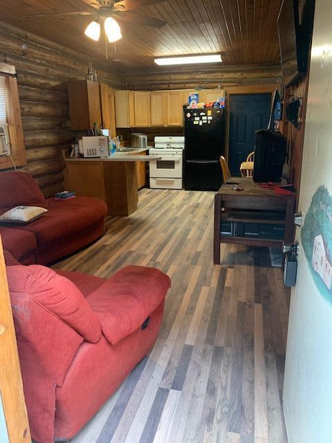 2727 West Camden Road Camden, MI 49232 - Photo 5 of 14 IMG_5524