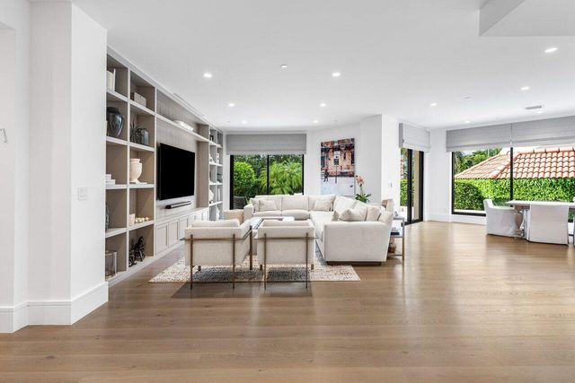 $5,999,000 | 7383 Orangewood Lane, Unit 501, Boca Raton, FL 33433