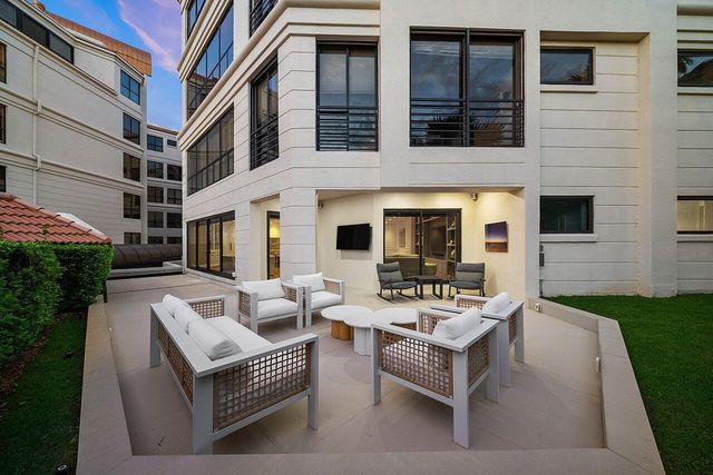 $5,999,000 | 7383 Orangewood Lane, Unit 501, Boca Raton, FL 33433