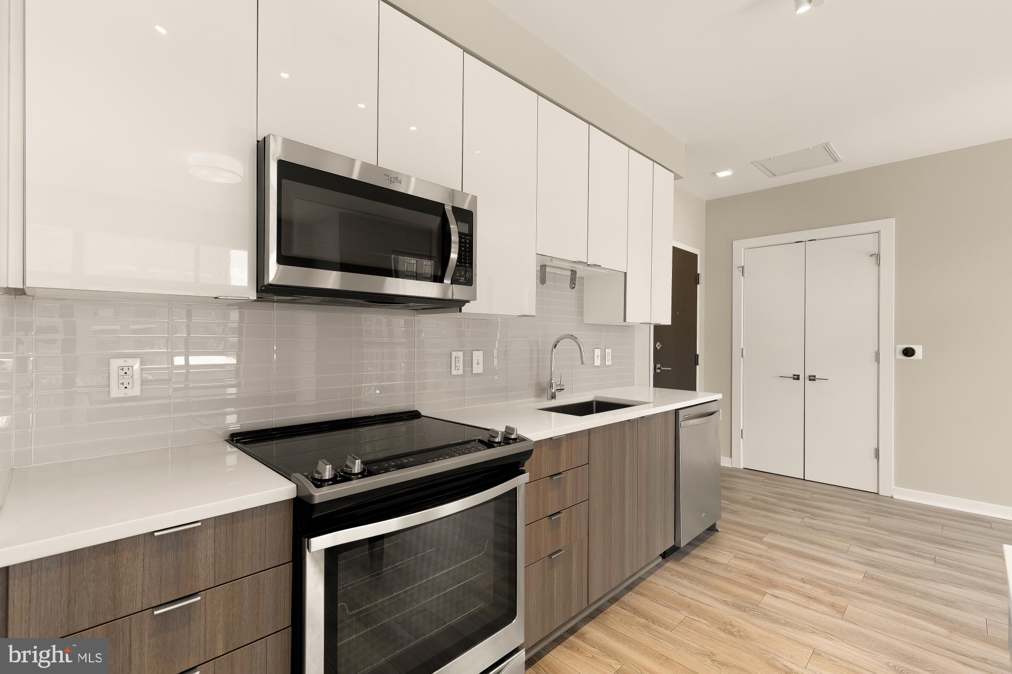 911 2nd Street Northeast, Unit 507 Washington, DC 20002 - Photo 10 of 24