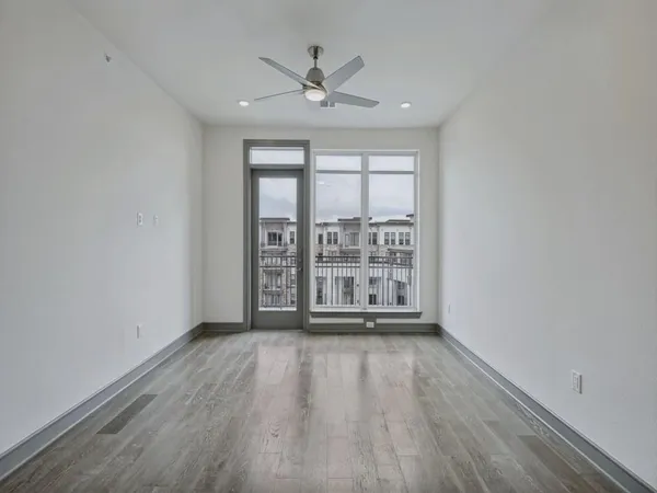 $2,300 | 2700 Old Denton Road, Unit 4427, Carrollton, TX 75007