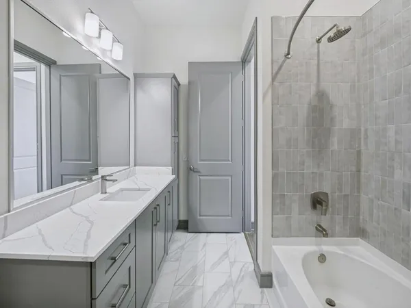 $2,300 | 2700 Old Denton Road, Unit 4427, Carrollton, TX 75007