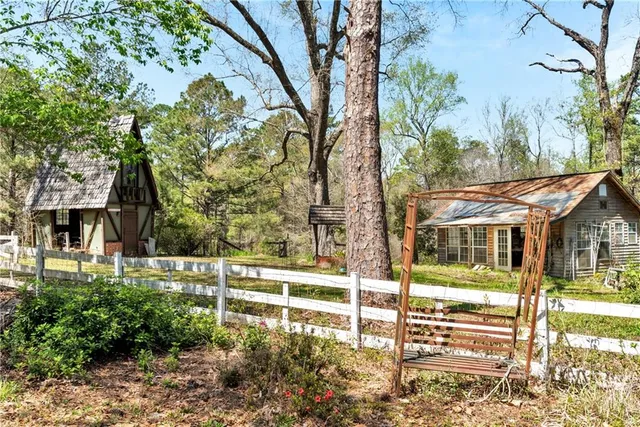 $2,400,000 | 1223 Wire Road West, Perkinston, MS 39573