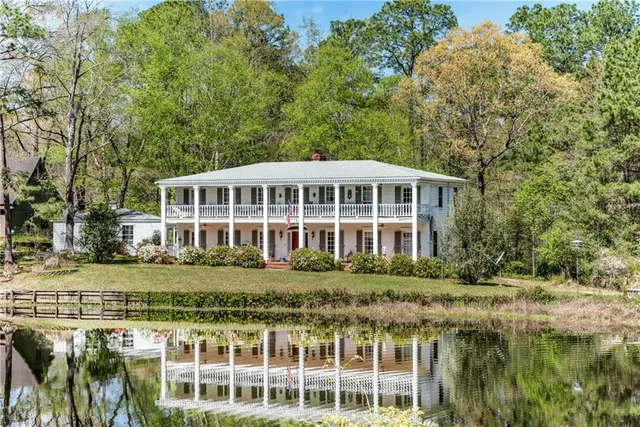 $2,400,000 | 1223 Wire Road West, Perkinston, MS 39573