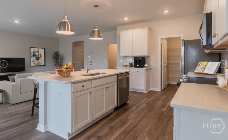 258 Bircholt Grove Pooler, GA 31322 - Photo 2 of 15