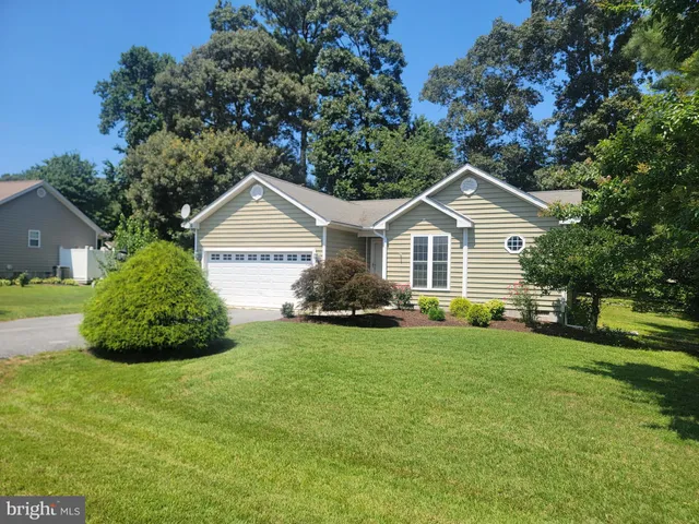 $414,900 | 30997 Oak Leaf Drive, Lewes, DE 19958