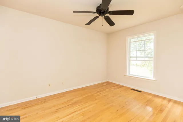 $414,900 | 30997 Oak Leaf Drive, Lewes, DE 19958