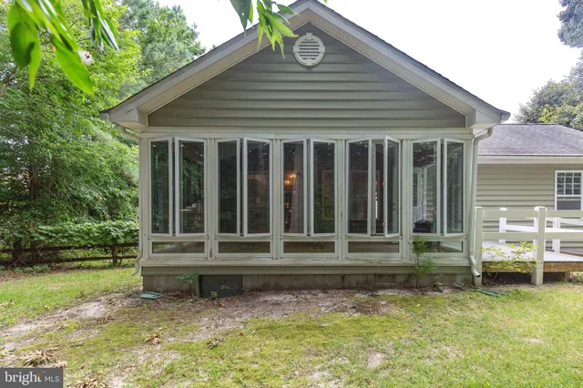 $414,900 | 30997 Oak Leaf Drive, Lewes, DE 19958