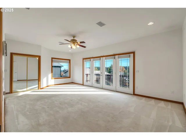 $850,000 | 12650 Southeast Staley Avenue, Damascus, OR 97089