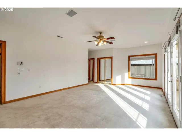 $850,000 | 12650 Southeast Staley Avenue, Damascus, OR 97089